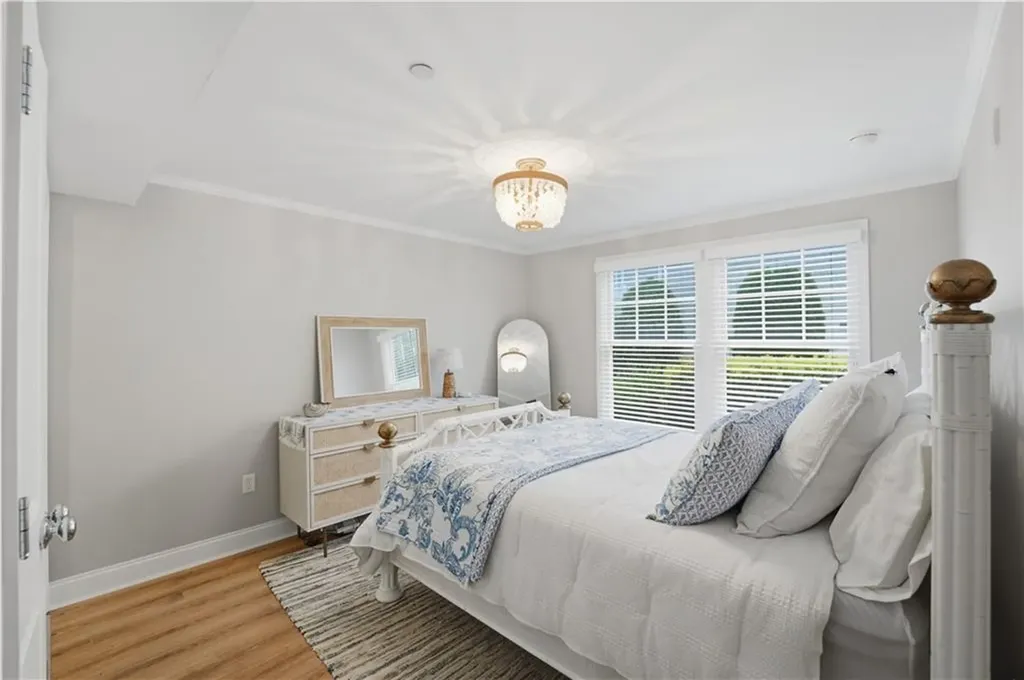 20 Narragansett Avenue Narragansett RI 02882
