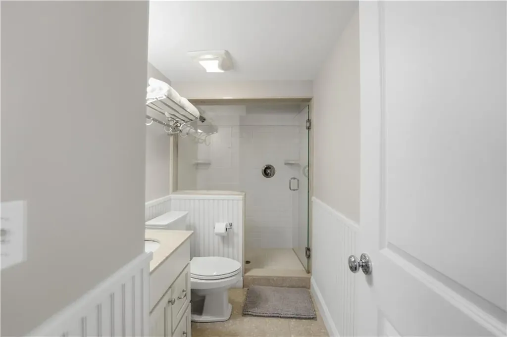 20 Narragansett Avenue Narragansett RI 02882