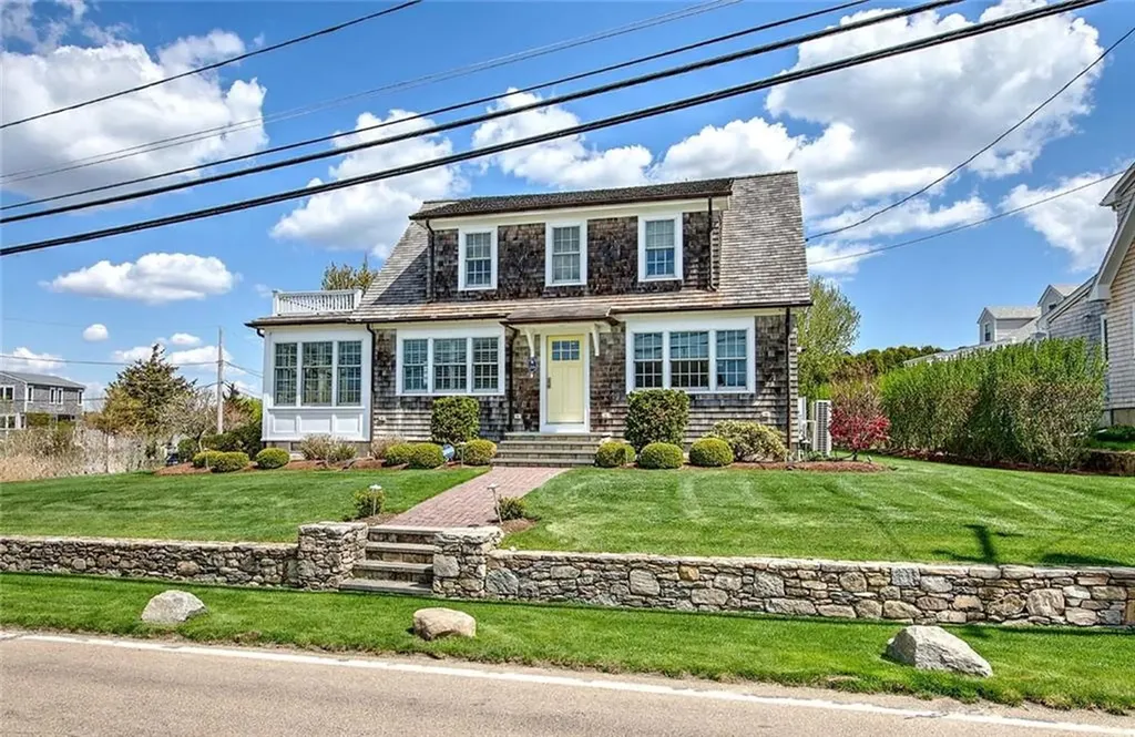 228 Bonnet Point Road Narragansett RI 02882