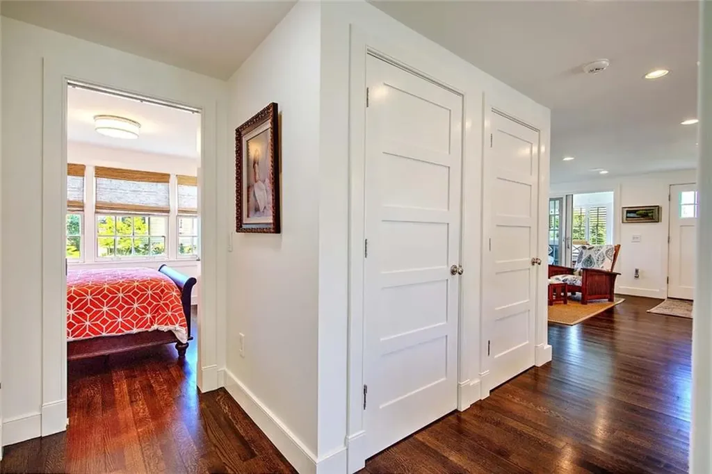 228 Bonnet Point Road Narragansett RI 02882