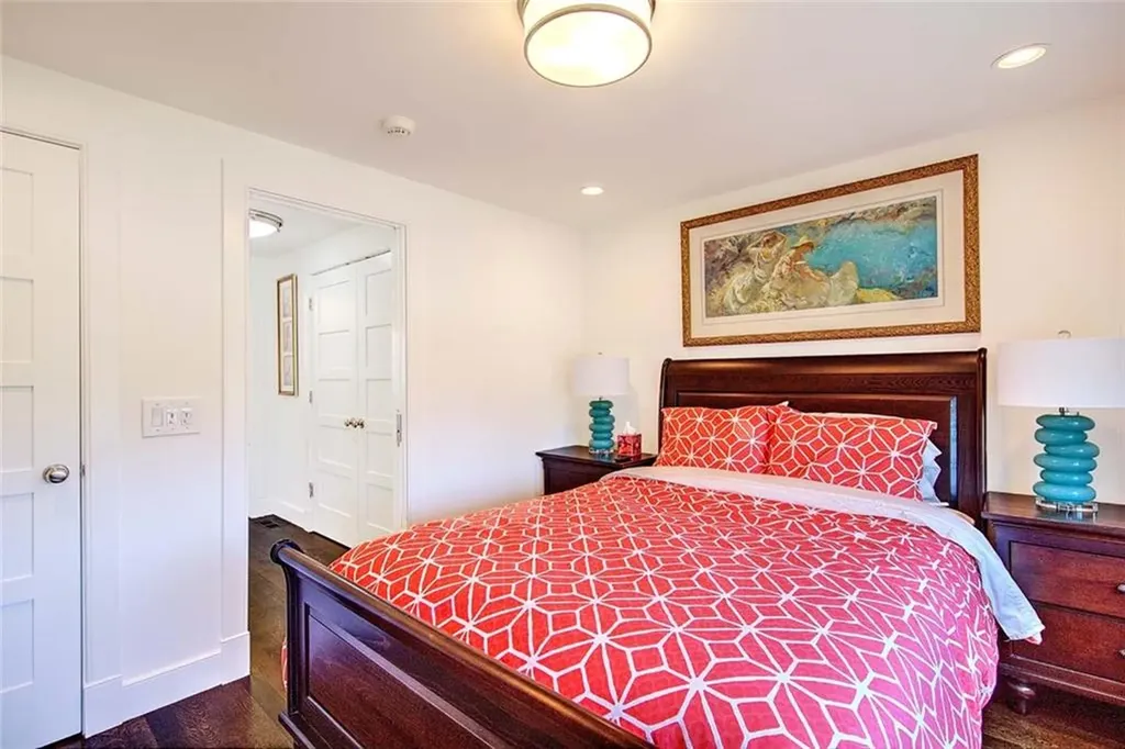 228 Bonnet Point Road Narragansett RI 02882
