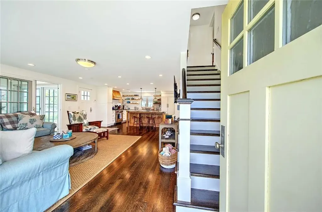 228 Bonnet Point Road Narragansett RI 02882