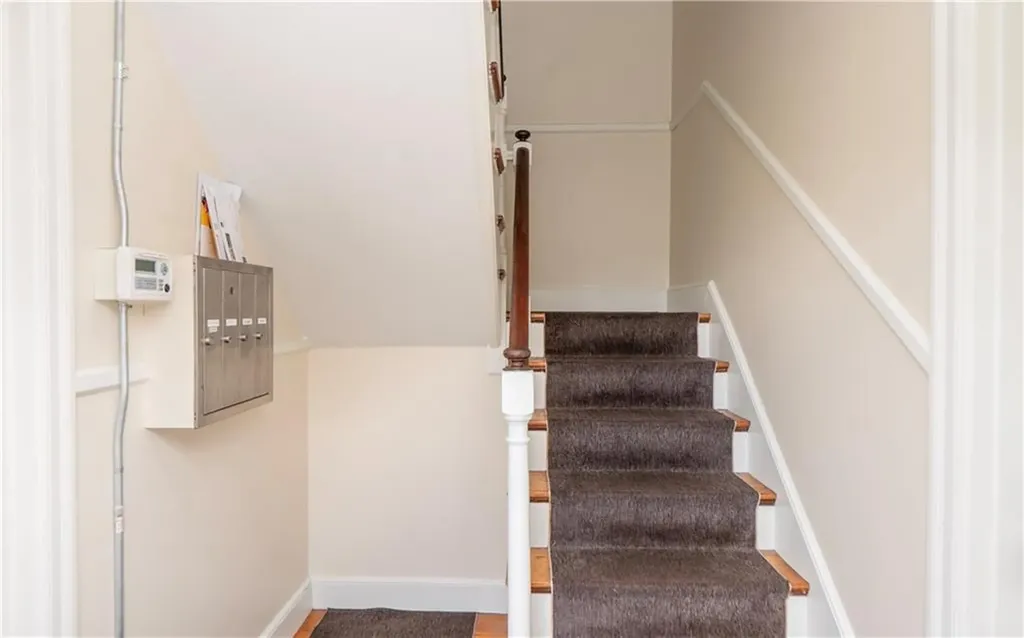 184 N Fenner Road Middletown RI 02842