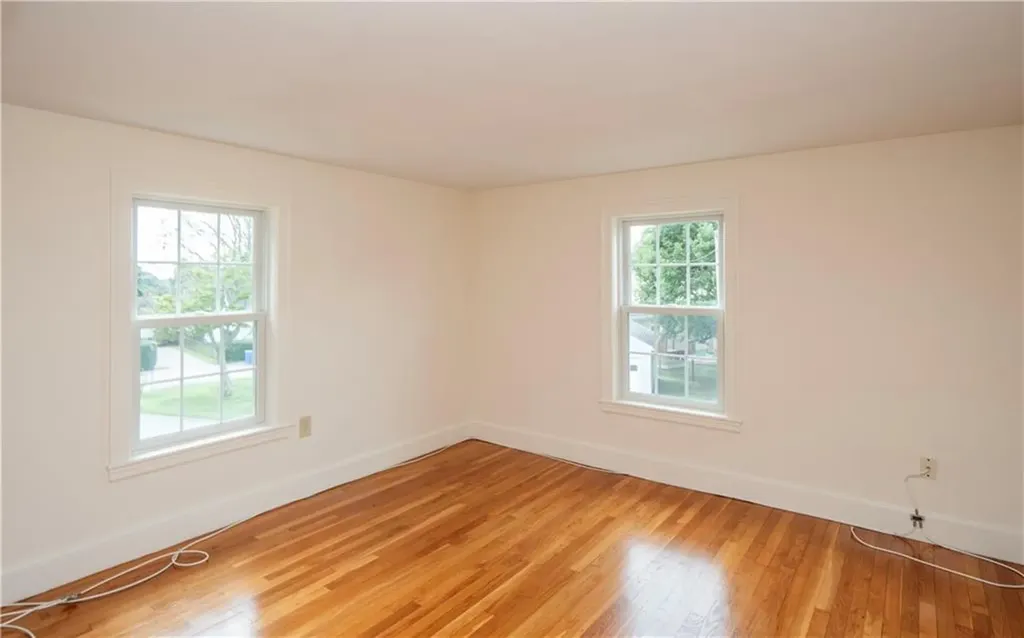 184 N Fenner Road Middletown RI 02842