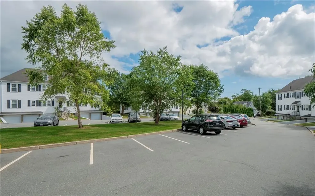 184 N Fenner Road Middletown RI 02842
