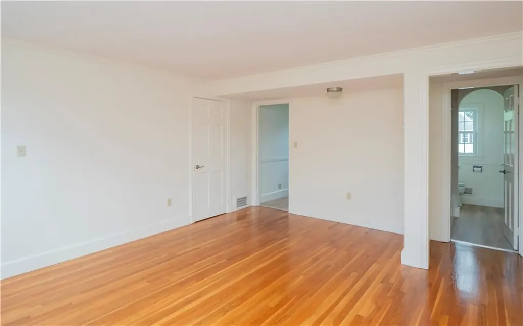 184 N Fenner Road Middletown RI 02842