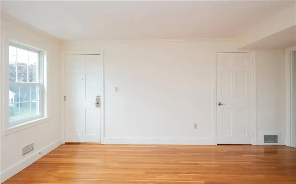 184 N Fenner Road Middletown RI 02842