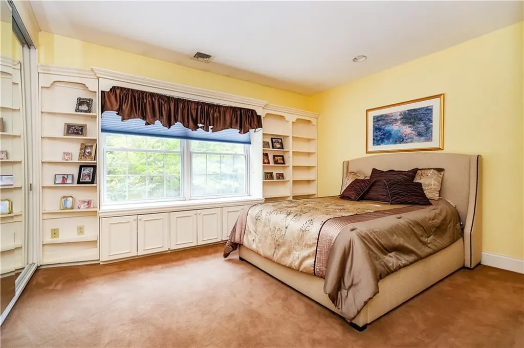 15 Justin Road East Greenwich RI 02818