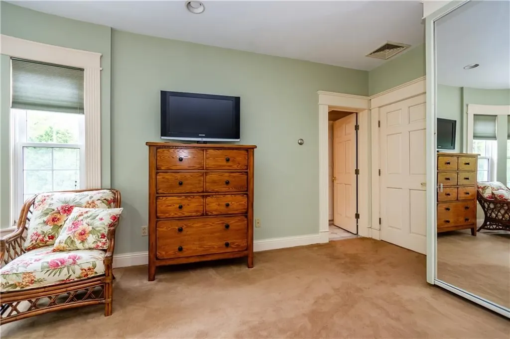 15 Justin Road East Greenwich RI 02818