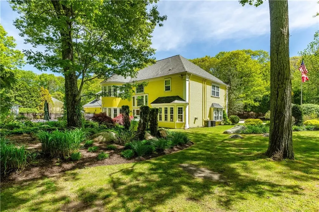 15 Justin Road East Greenwich RI 02818