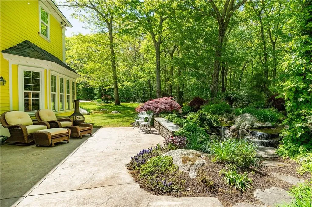 15 Justin Road East Greenwich RI 02818