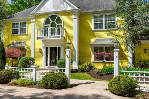 15 Justin Road East Greenwich RI 02818