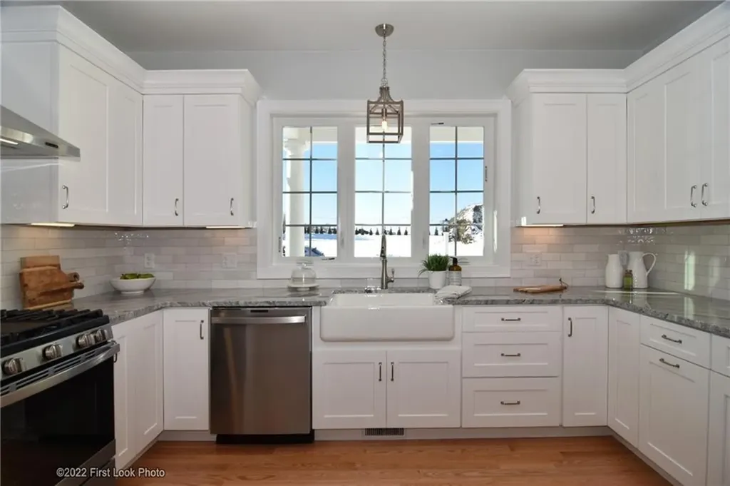 515 School Street North Kingstown RI 02852