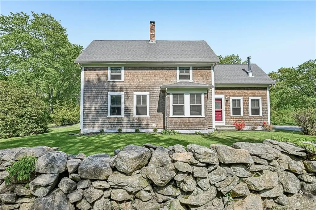 40 Sylvia Road Tiverton RI 02878