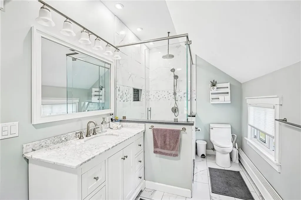 40 Sylvia Road Tiverton RI 02878