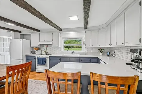 40 Sylvia Road Tiverton RI 02878