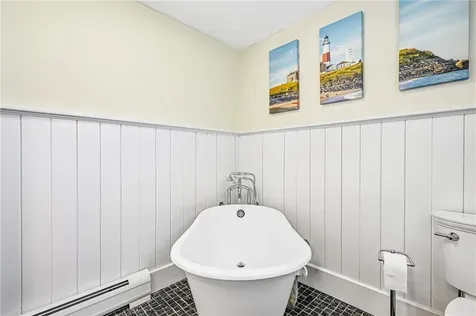 40 Sylvia Road Tiverton RI 02878