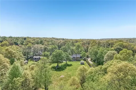 40 Sylvia Road Tiverton RI 02878