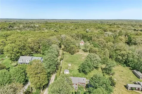 40 Sylvia Road Tiverton RI 02878