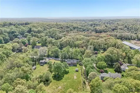 40 Sylvia Road Tiverton RI 02878