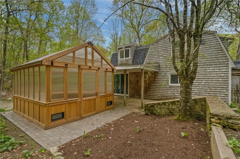 343 Hope Furnace Road Scituate RI 02831