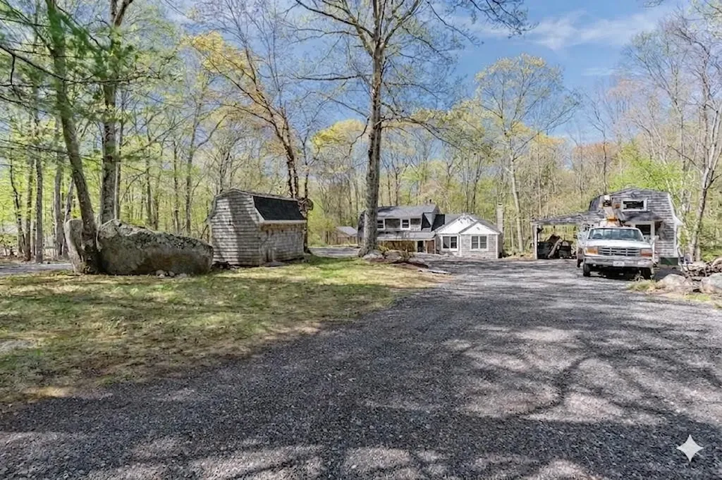 343 Hope Furnace Road Scituate RI 02831