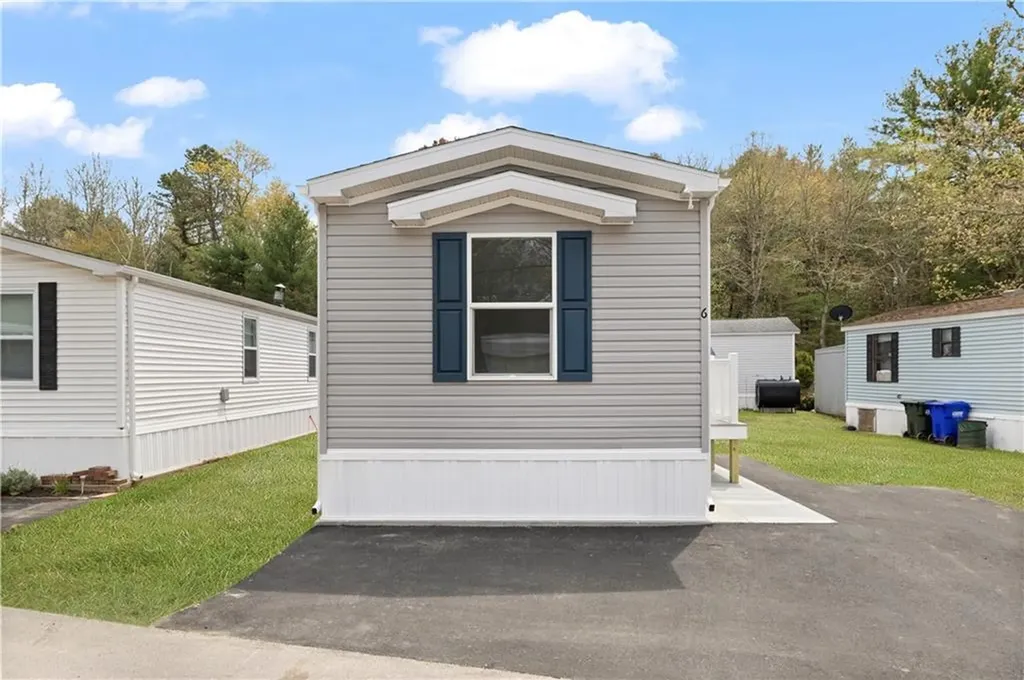 6 Foxtrot Drive Charlestown RI 02814