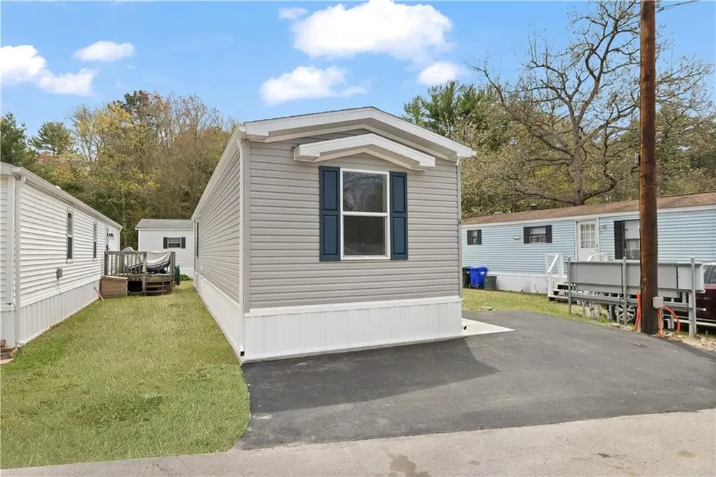 6 Foxtrot Drive Charlestown RI 02814