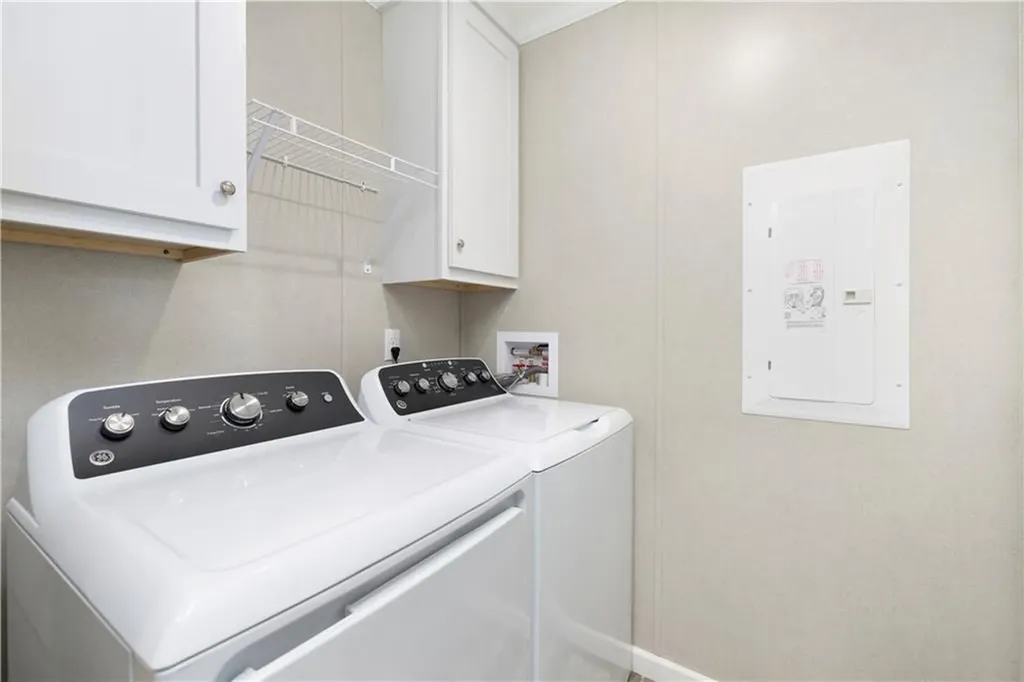 6 Foxtrot Drive Charlestown RI 02814