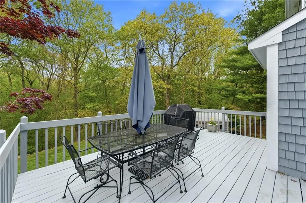 130 Village Hill Lane North Kingstown RI 02852