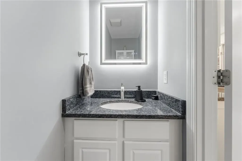 130 Village Hill Lane North Kingstown RI 02852