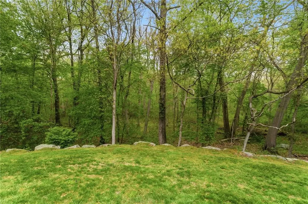 130 Village Hill Lane North Kingstown RI 02852