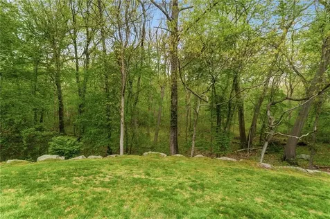 130 Village Hill Lane North Kingstown RI 02852