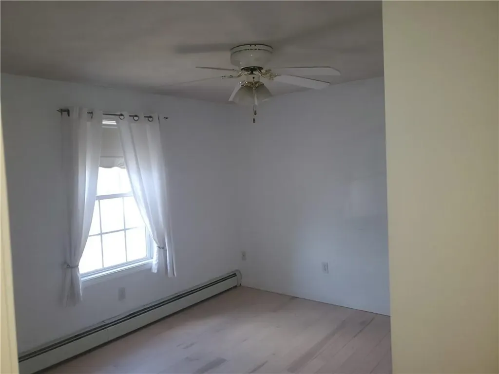 35 Ferncliff Avenue North Providence RI 02911