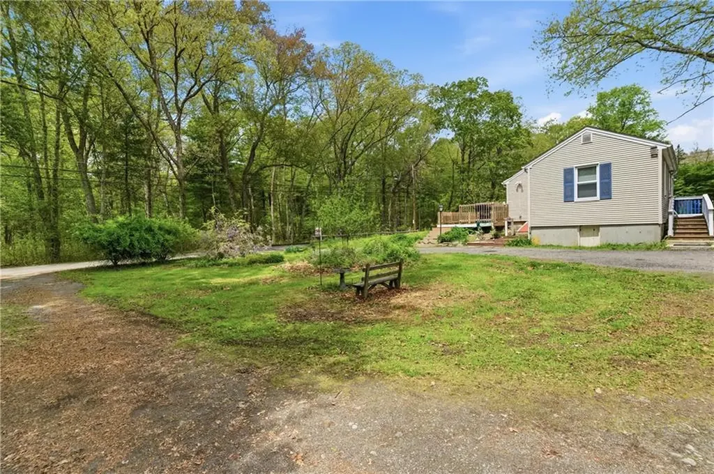 105 William Henry Road Scituate RI 02857