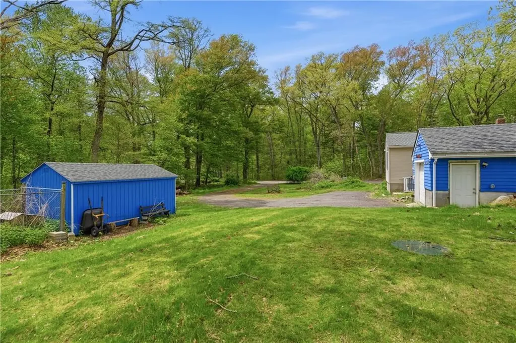 105 William Henry Road Scituate RI 02857