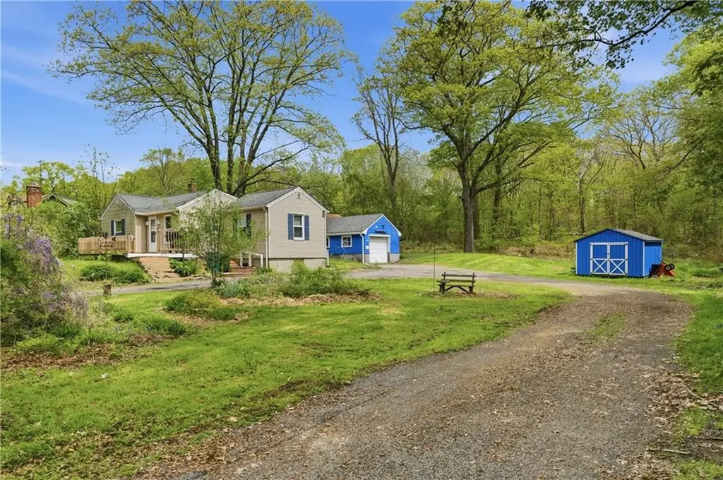105 William Henry Road Scituate RI 02857