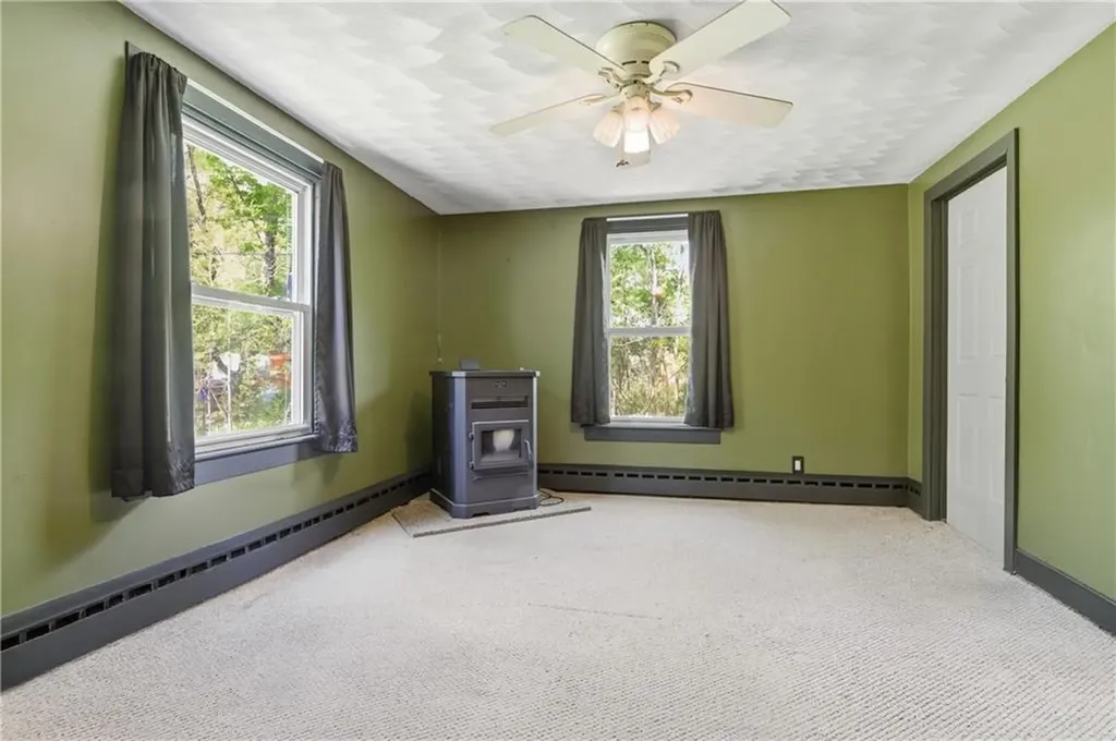 105 William Henry Road Scituate RI 02857