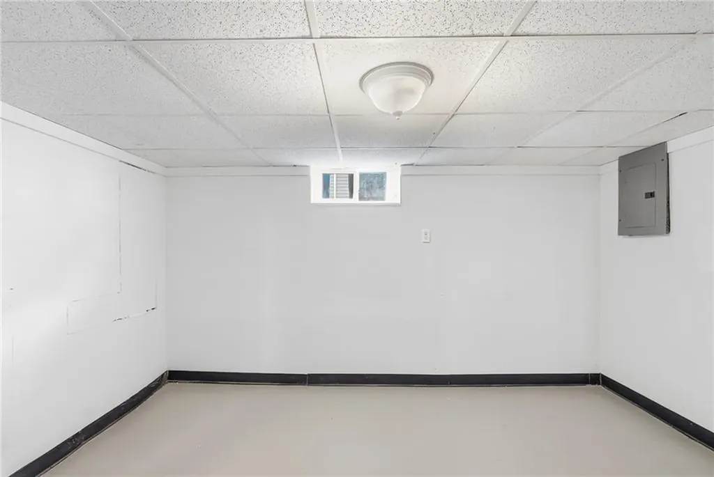 35 Lawrence Street Providence RI 02909