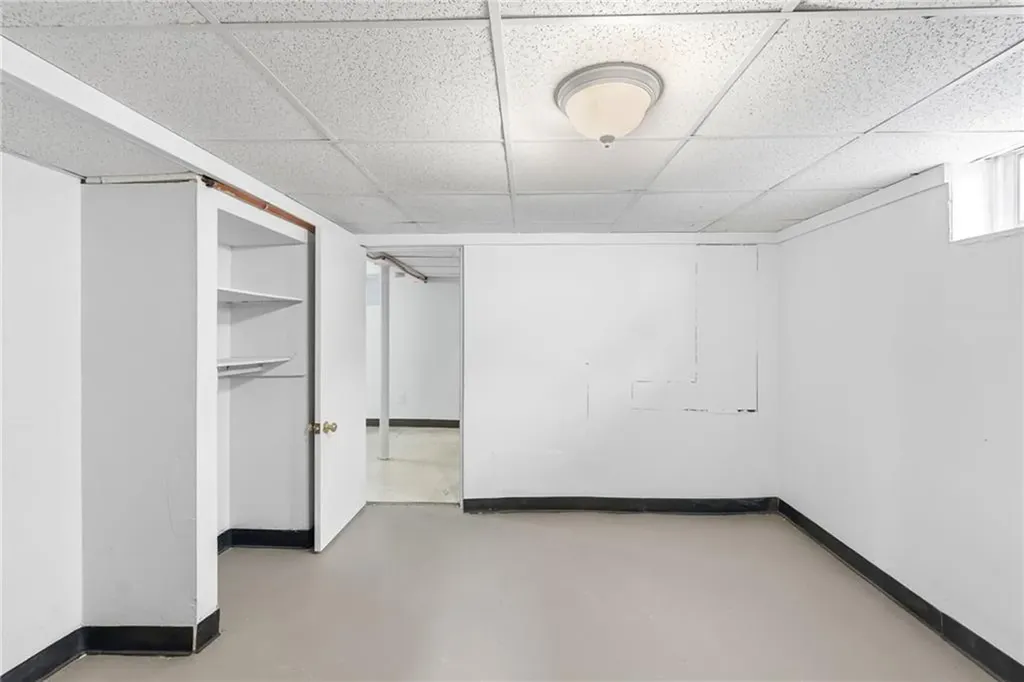 35 Lawrence Street Providence RI 02909