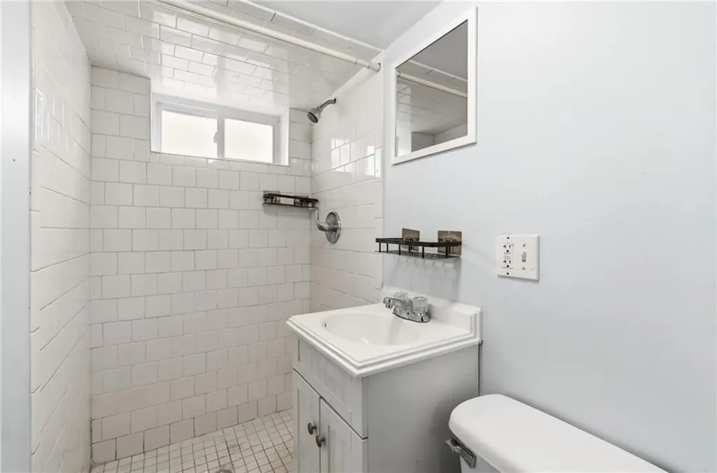 35 Lawrence Street Providence RI 02909