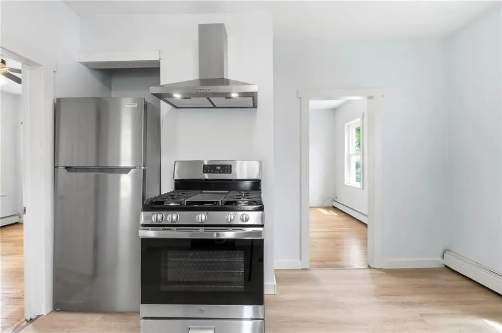 35 Lawrence Street Providence RI 02909