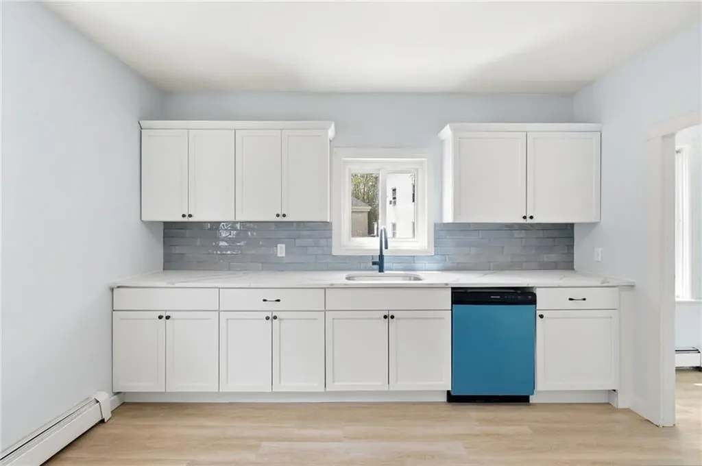 35 Lawrence Street Providence RI 02909