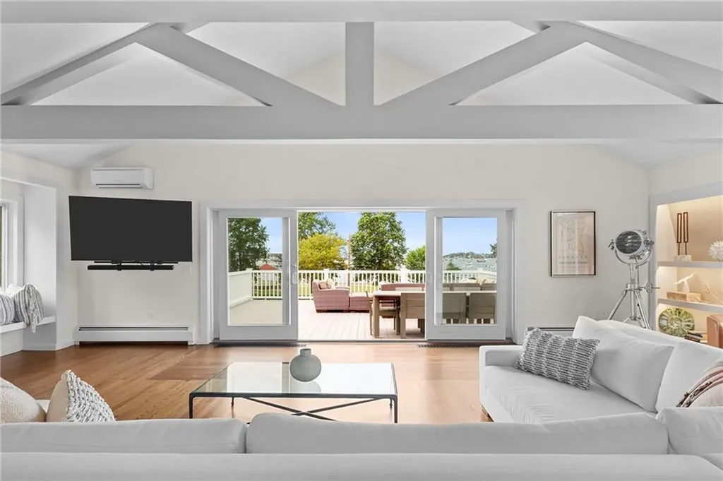 1 Harborview Drive Newport RI 02840
