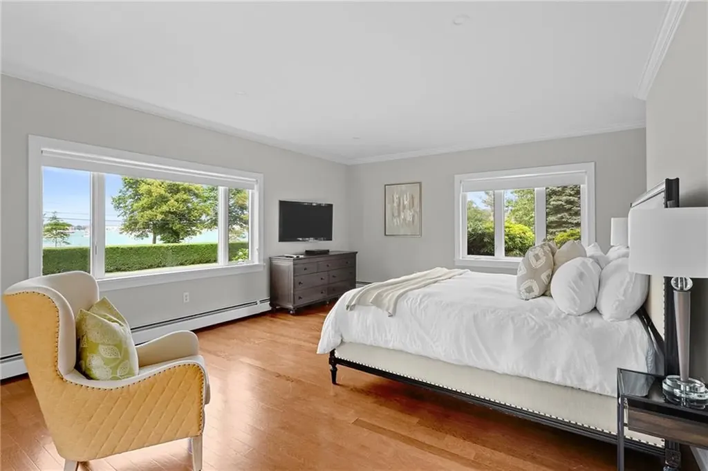 1 Harborview Drive Newport RI 02840