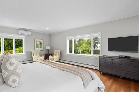 1 Harborview Drive Newport RI 02840