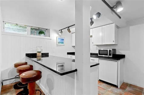 1 Harborview Drive Newport RI 02840