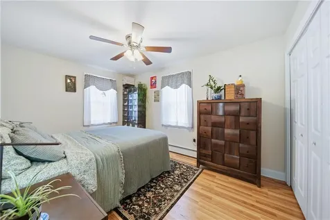 27 Barney Street Warren RI 02885