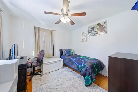 27 Barney Street Warren RI 02885