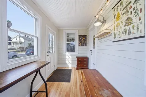 27 Barney Street Warren RI 02885